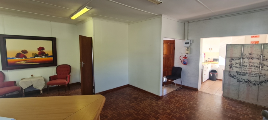 Commercial Property for Sale in Linkside Western Cape